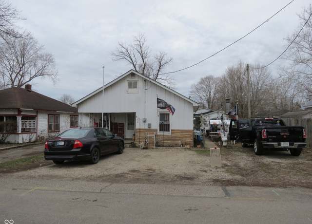 Property at 450 Hoosier St, Morgantown, IN 46160, 10 beds, 6 baths