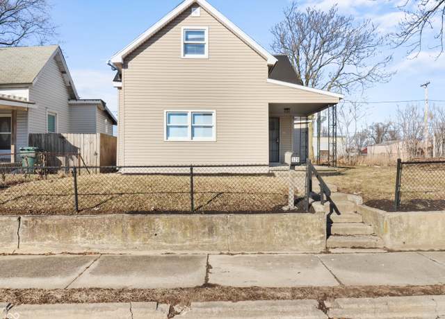 Property at 320 W 6th St, Muncie, IN 47302, 3 beds, 2 baths