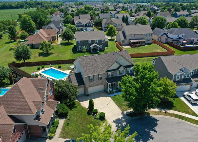 Property at 13971 N Bluff Creek Ct, Camby, IN 46113, 4 beds, 2.5 baths