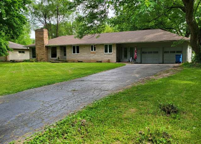 Property at 1231 E 88th St, Indianapolis, IN 46240, 3 beds, 2.5 baths
