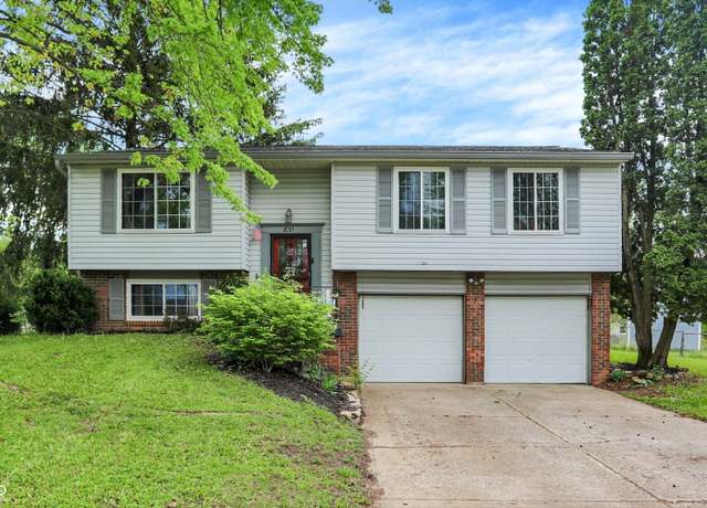 Property at 831 Wakulla Ct, Indianapolis, IN 46217, 3 beds, 2.5 baths