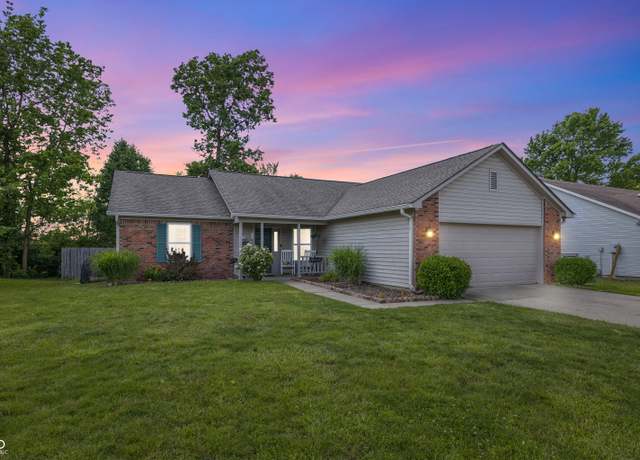 Property at 34 Westview Pl, Bargersville, IN 46106, 3 beds, 2 baths
