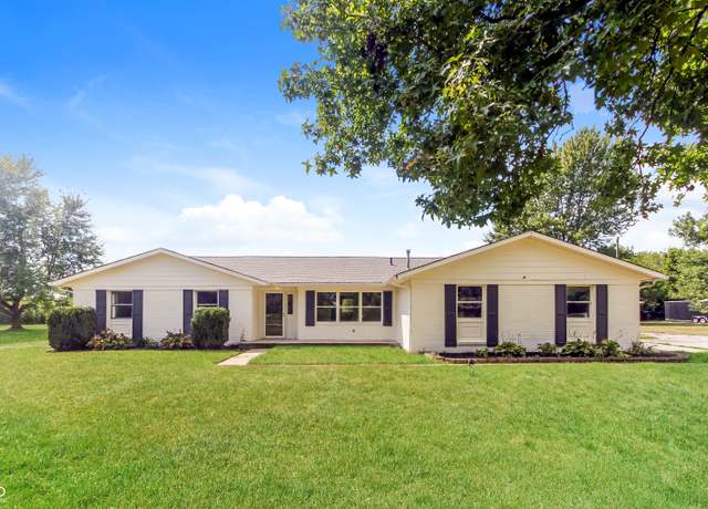 Property at 2580 Stonybrook Ln, Franklin, IN 46131, 0.5 baths