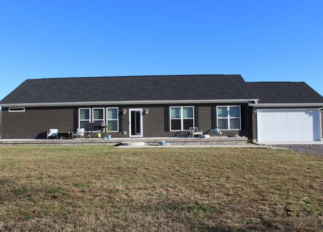 Property at 5814 W County Road 100 S, Greencastle, IN 46135, 3 beds, 2 baths