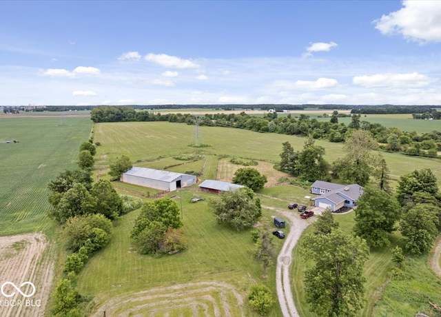 Property at 9996 N County Road 200 W, Muncie, IN 47302, 4 beds, 2.5 baths