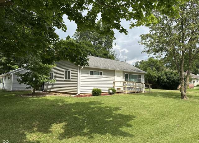 Property at 411 N 18th St, Noblesville, IN 46060, 3 beds, 1 bath