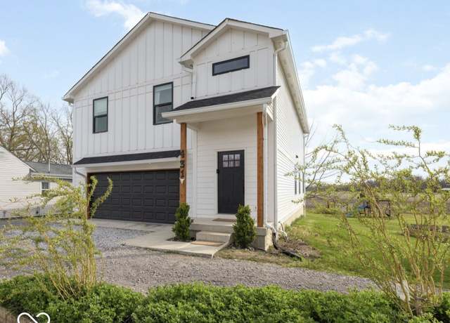 Property at 431 W Main St, Lizton, IN 46149, 3 beds, 2.5 baths
