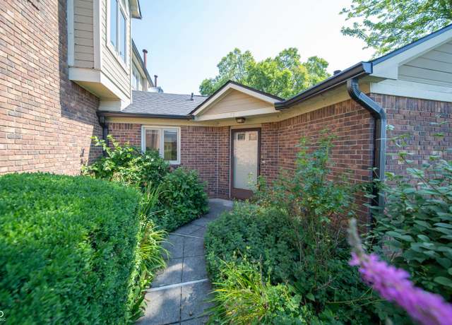Property at 7711 River Rd, Indianapolis, IN 46240, 2 beds, 2 baths