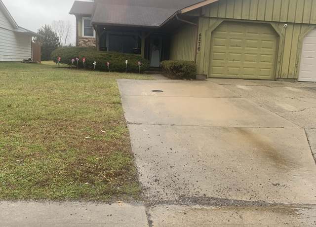 Property at 4276 Mission Dr, Indianapolis, IN 46254, 3 beds, 1.5 baths