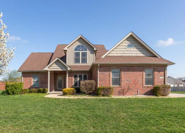 Property at 2838 Violet Ct W, Columbus, IN 47201, 4 beds, 3 baths
