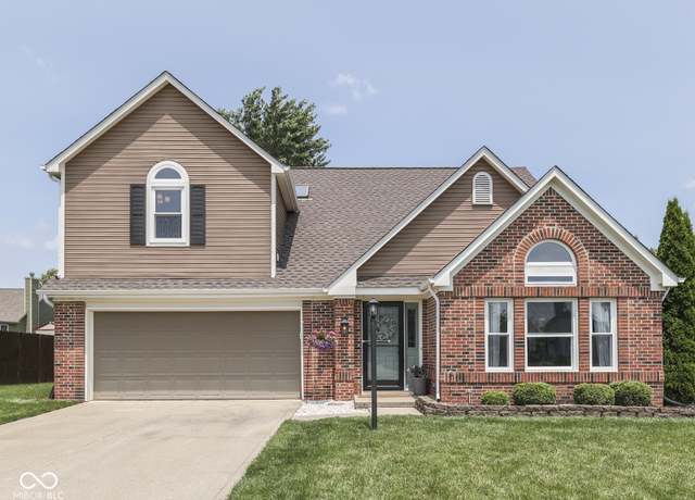 Property at 1228 Easton Point Dr, Greenwood, IN 46142, 4 beds, 2.5 baths