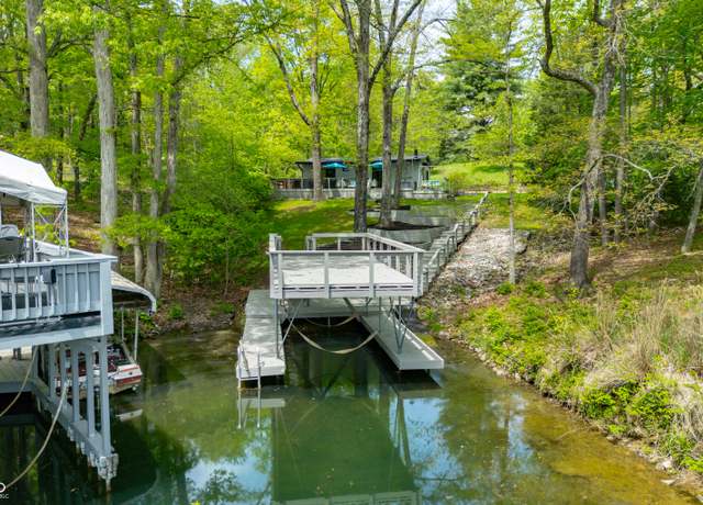 Property at 7595 Heather Dr, Nineveh, IN 46164, 2 beds, 1.5 baths
