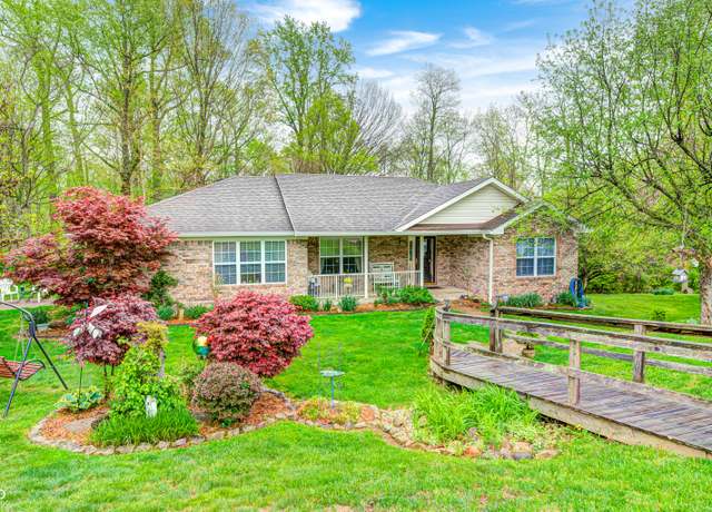 Property at 8329 S Christian Dr, Nineveh, IN 46164, 3 beds, 2 baths