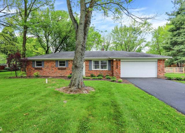 Property at 820 S Eaglewood Dr, Zionsville, IN 46077, 3 beds, 1.5 baths
