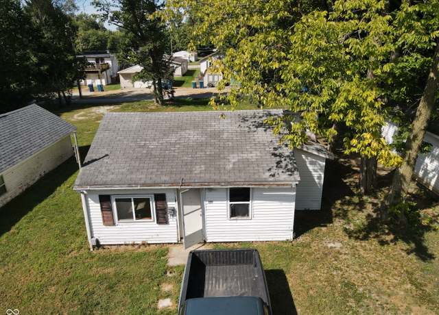 Property at 1930 Mulberry St, Noblesville, IN 46060, 3 beds, 1 bath