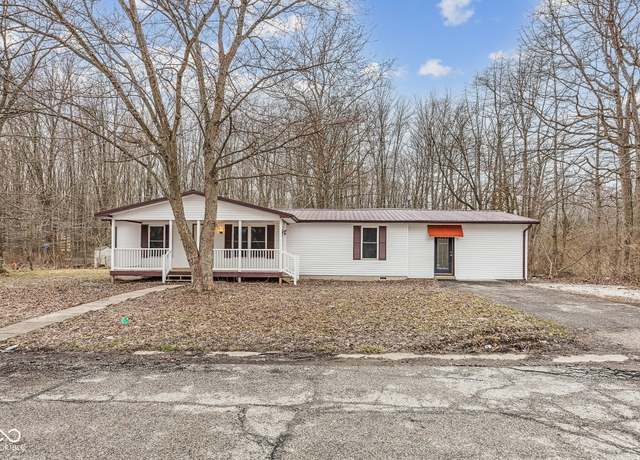 Property at 621 Colvin Dr, Versailles, IN 47042, 4 beds, 2 baths