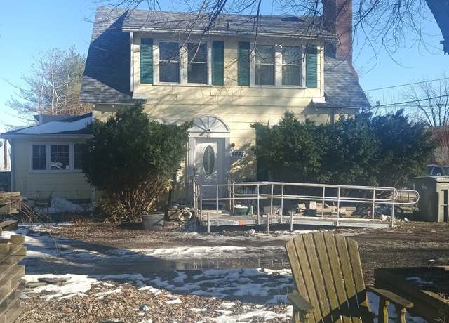 Property at 4033 Asbury St, Indianapolis, IN 46227, 2 beds, 2 baths