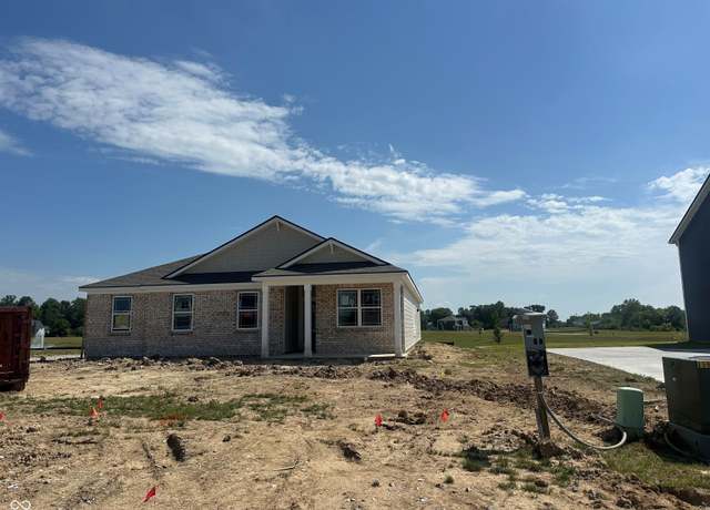 Property at 7877 Magnolia St, New Palestine, IN 46163, 4 beds, 3 baths