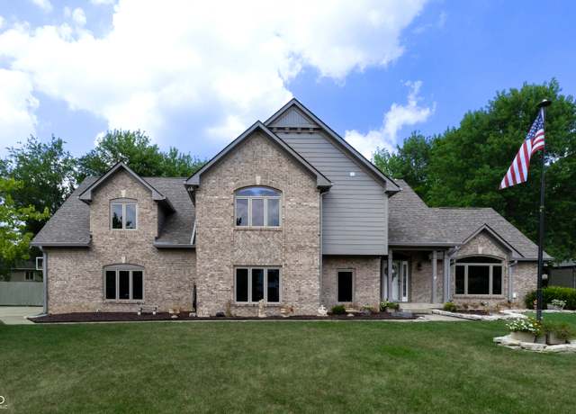 Property at 5560 Salem Dr N, Carmel, IN 46033, 5 beds, 3.5 baths