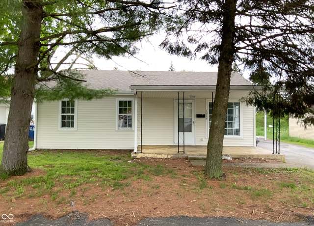 Property at 1019 E Jackson St, Shelbyville, IN 46176, 4 beds, 2 baths