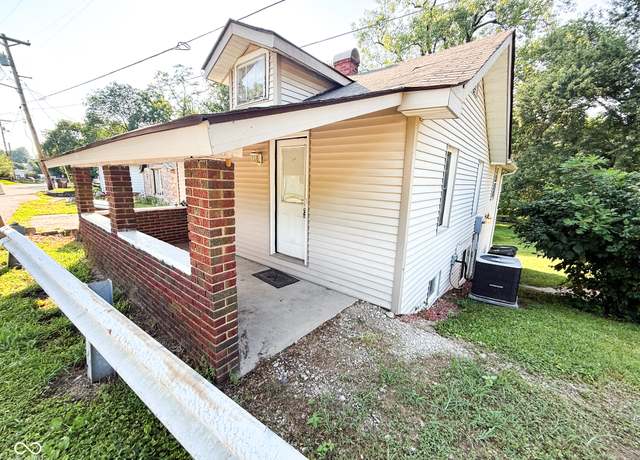 Property at 604 W River Rd, Edinburgh, IN 46124, 2 beds, 1.5 baths