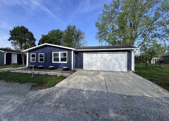 Property at 12 Fountain Lake Dr, Greenfield, IN 46140, 3 beds, 2 baths