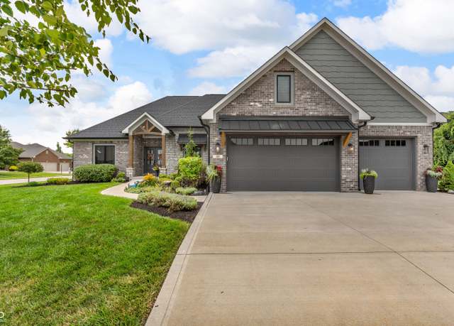 Property at 121 Lakeside Dr, Pittsboro, IN 46167, 3 beds, 2.5 baths