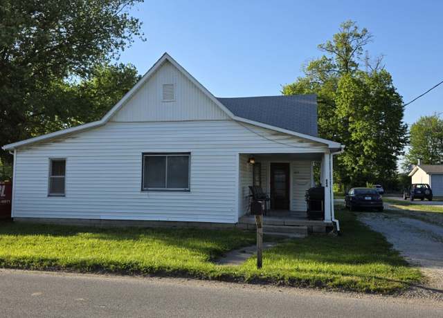 Property at 804 E Hendrix St, Brazil, IN 47834, 3 beds, 1 bath