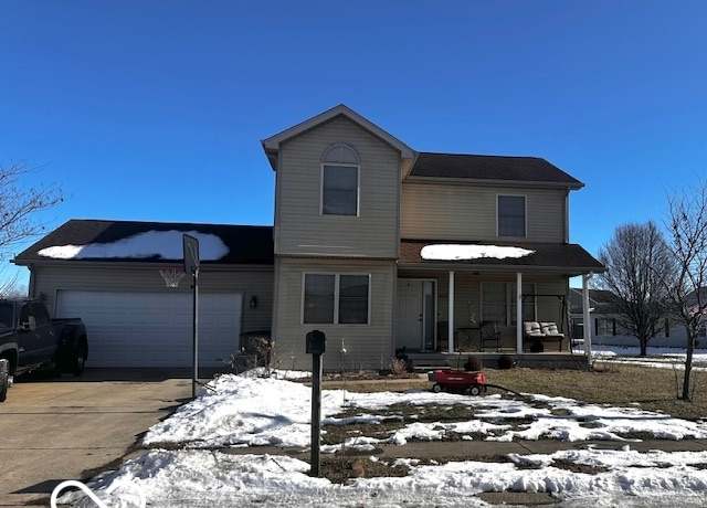 Property at 4651 Maplelawn Dr, Columbus, IN 47203, 3 beds, 2.5 baths