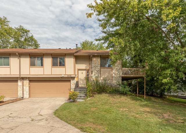 Property at 3131 Stillmeadow Dr, Indianapolis, IN 46214, 3 beds, 2 baths