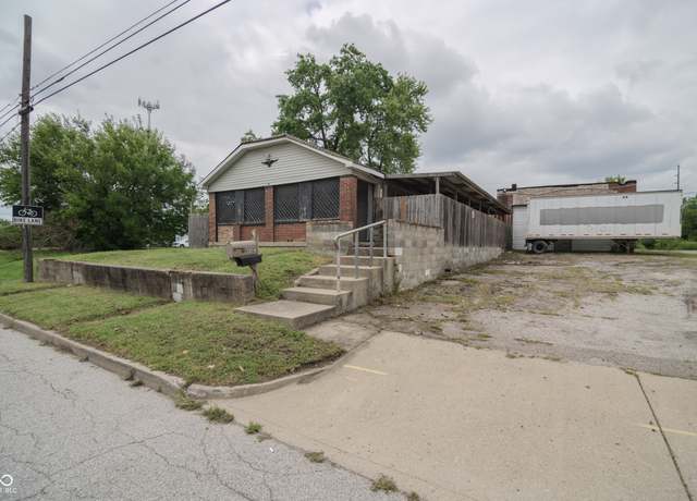Property at 3324 Prospect St, Indianapolis, IN 46203, 1 bath