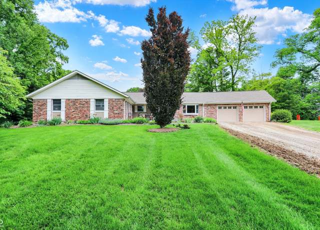 Property at 5440 Maple Grove Rd, Martinsville, IN 46151, 4 beds, 2 baths