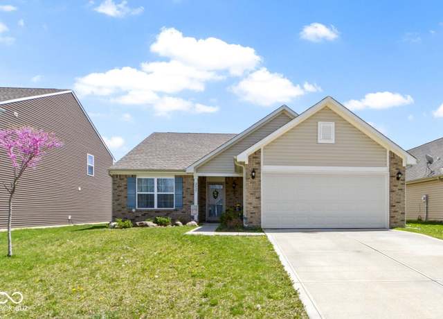 Property at 2427 Apple Tree Ln, Indianapolis, IN 46229, 3 beds, 2 baths