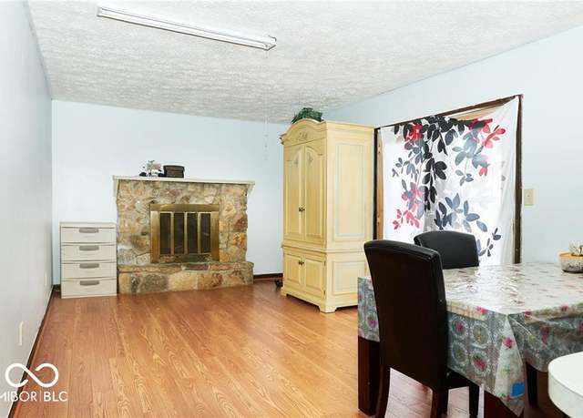Property at 7108 Hearthstone Way, Indianapolis, IN 46227, 3 beds, 2 baths