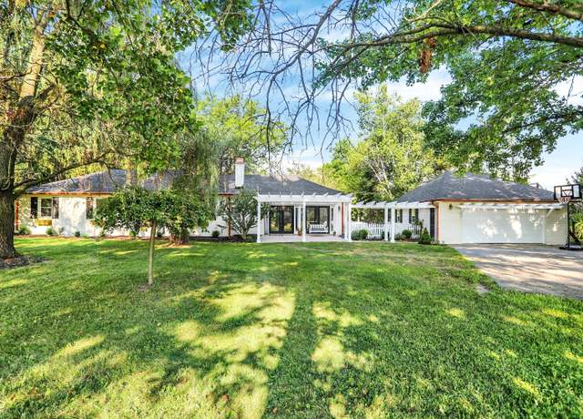 Property at 4990 S 700 E, Whitestown, IN 46075, 3 beds, 2.5 baths