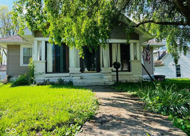 Property at 4850 E University Ave, Indianapolis, IN 46201, 4 beds, 1 bath