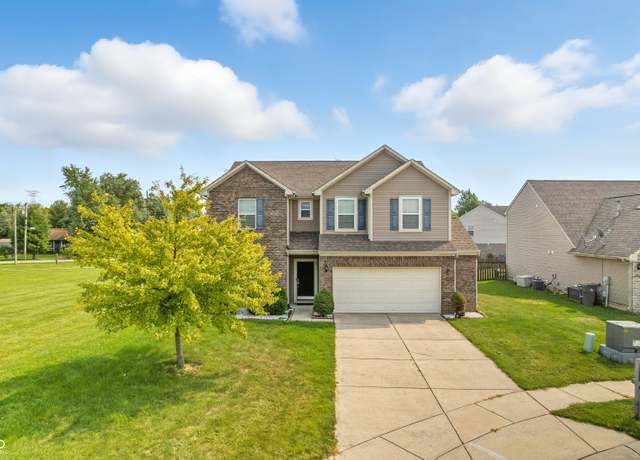 Property at 4511 Angelica Dr, Indianapolis, IN 46237, 4 beds, 2.5 baths