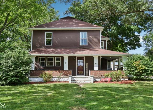 Property at 2270 W 400 N, Crawfordsville, IN 47933, 4 beds, 3 baths