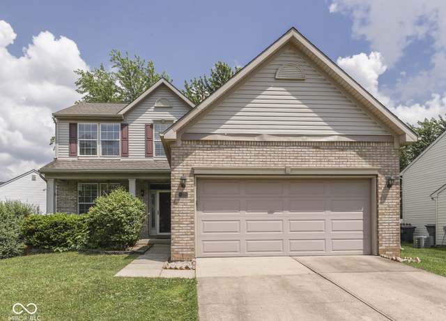 Property at 1225 Berrywood Dr, Greenwood, IN 46143, 3 beds, 2.5 baths