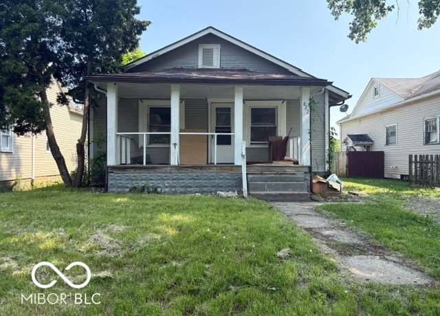 Property at 822 W 7th St, Muncie, IN 47302, 3 beds, 1 bath