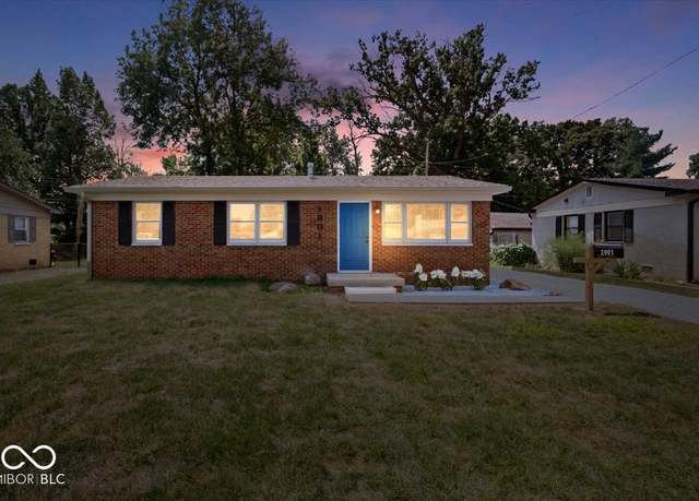 Property at 1901 E Martin St, Indianapolis, IN 46237, 3 beds, 1 bath