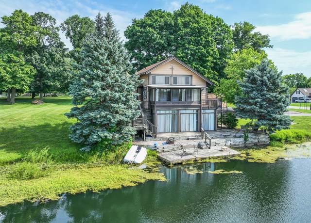Property at 19120 Tomlinson Rd, Westfield, IN 46074, 3 beds, 2 baths