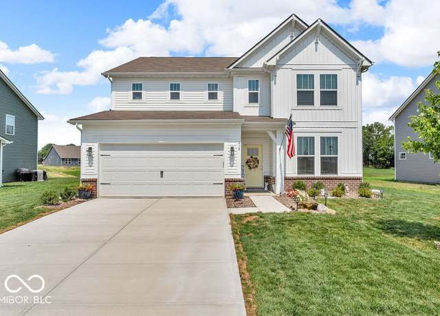 Property at 218 Ambassador Dr, Pittsboro, IN 46167, 5 beds, 2.5 baths