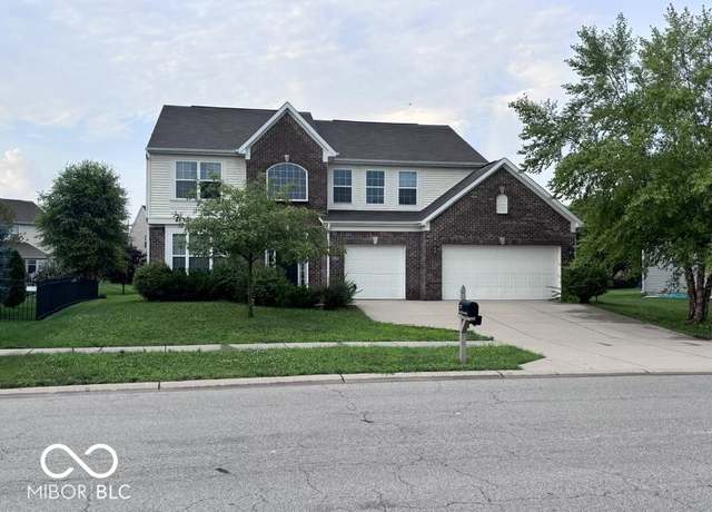 Property at 1272 Southlake Ave E, Greenwood, IN 46143, 5 beds, 3.5 baths