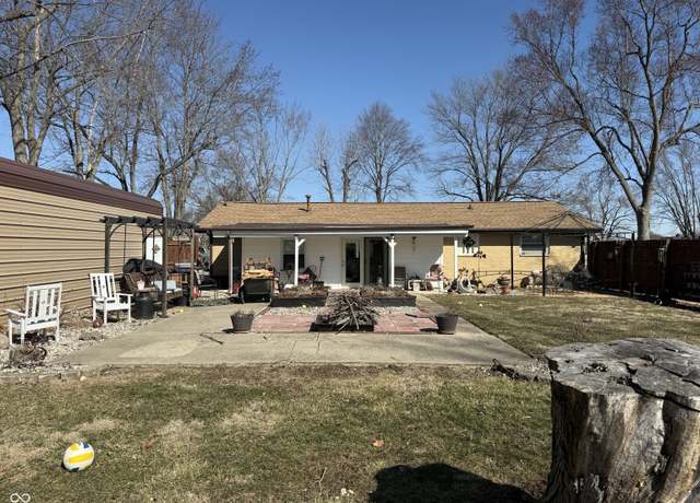Property at 445 E 1000 N, Alexandria, IN 46001, 2 beds, 1 bath