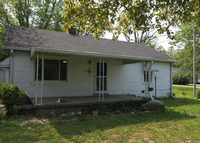 Property at 6484 S State Road 39, Clayton, IN 46118, 2 beds, 1 bath