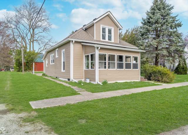 Property at 702 S Fanning St, Sheridan, IN 46069, 3 beds, 2 baths