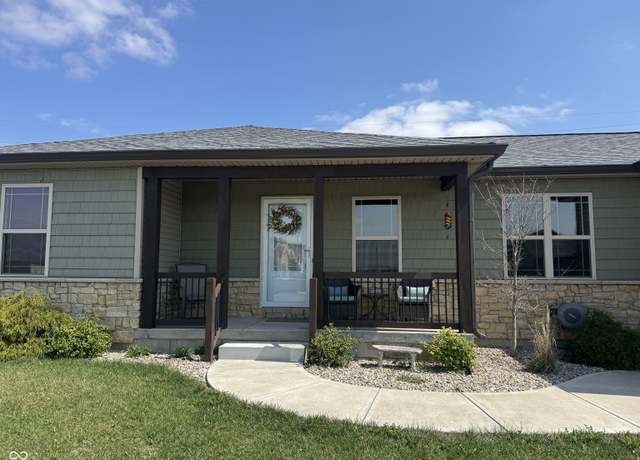 Property at 1822 N Oakmont Ave, Greensburg, IN 47240, 3 beds, 2.5 baths
