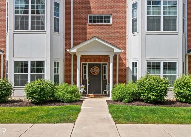 Property at 863 N Park Trail Dr, Carmel, IN 46032, 4 beds, 3.5 baths