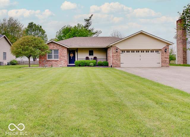 Property at 710 Marie Ln, Fortville, IN 46040, 3 beds, 2 baths